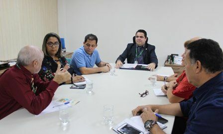 Pró-Reitoria de Extensão acompanhará a implantação das creches de aplicação em Manaus e no interior